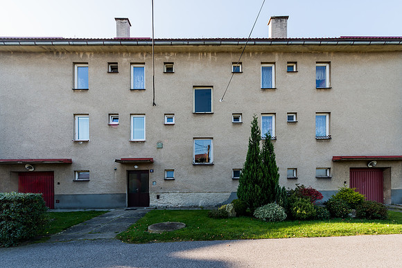 DK 801 (005)