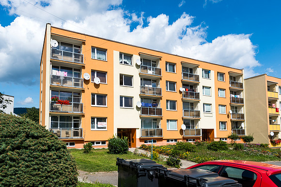 DK 704 (003)