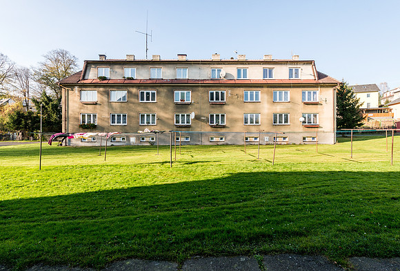 DK 208 (001)