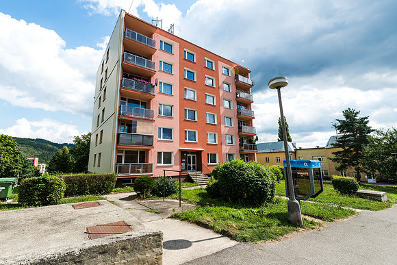 DK 706 (004)