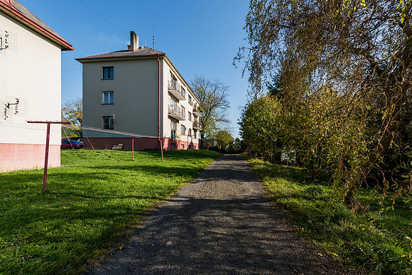 DK 403 (003)